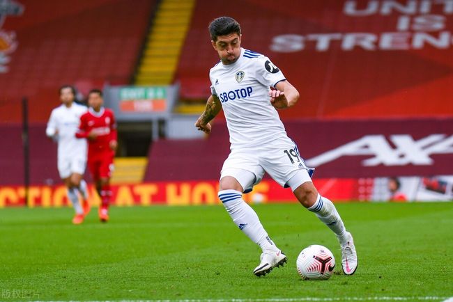 坐地起价？世欧预附加赛对阵出炉后爱尔兰往返捷克机票上涨近2倍