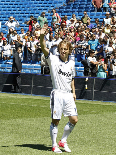 卡尔vs弗赖堡数据：传射建功，完成4次过人+3次抢断