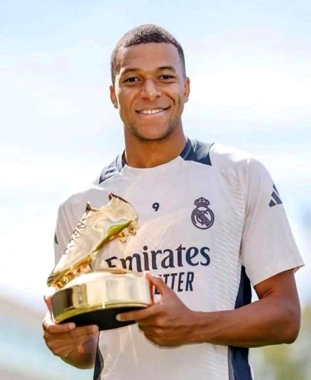 媒体人：国安欠薪8个月不真实，只有1个月是晚发了一些