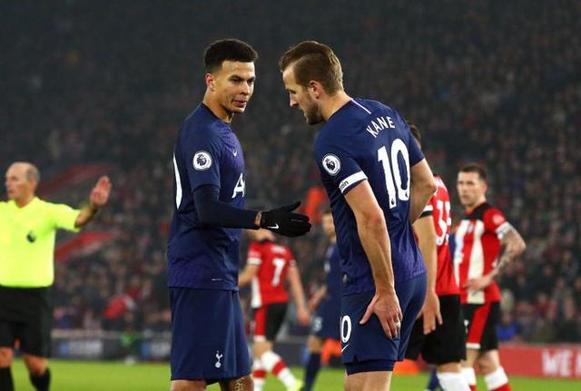 欧冠半场：马杜埃凯破门，因卡皮耶中柱，阿森纳1-0布鲁日