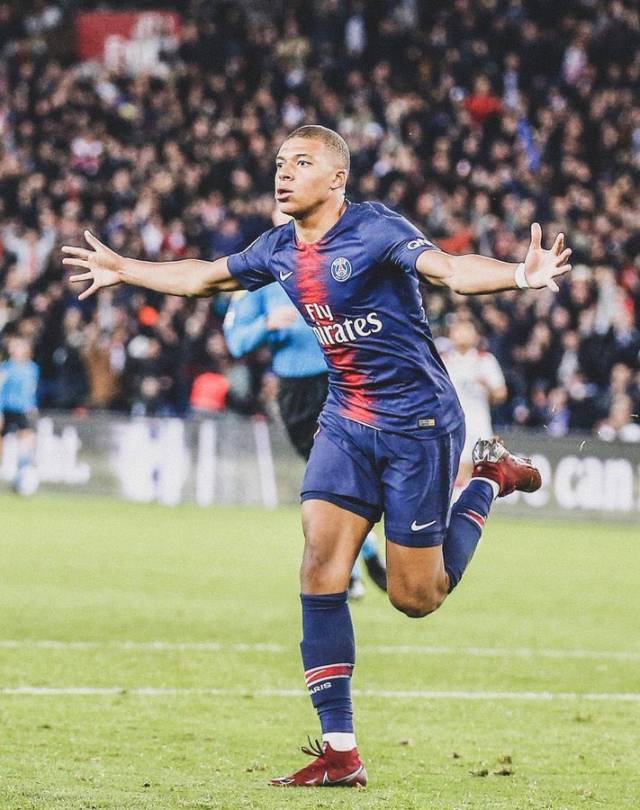 尼克斯目前客场战绩1胜5负，创2019年以来最差客场开局