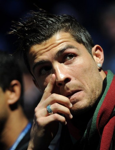 有爱!梁靖崑1-2不敌小勒布伦一脸惊讶,孙颖莎微笑着帮他复盘失利